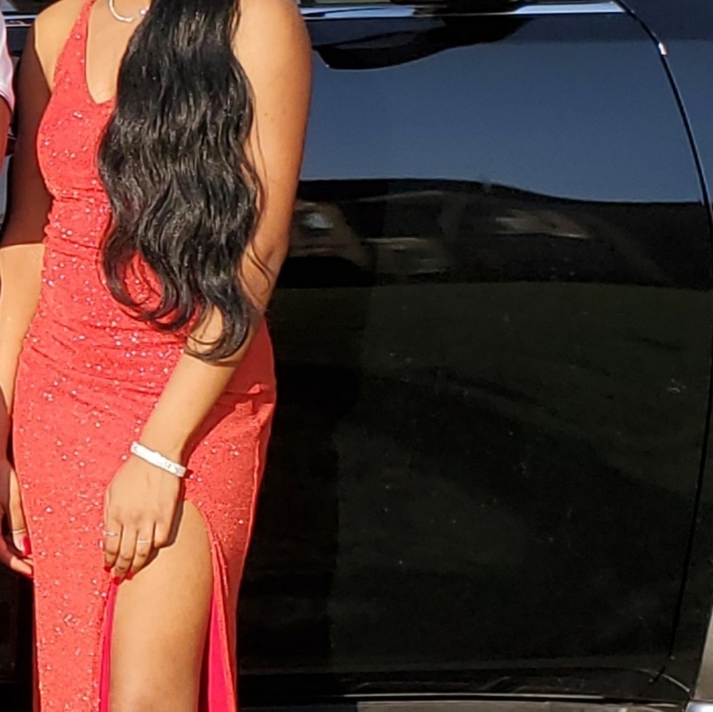 PROM DRESS (RED) - Picture 2 of 6